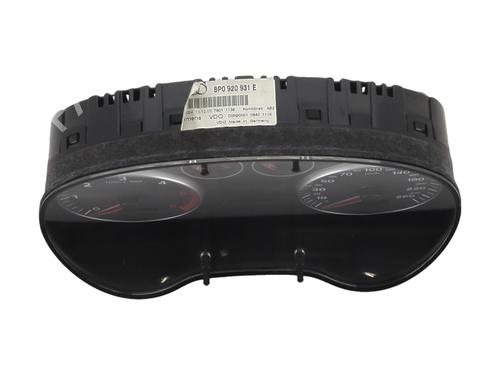 Used Instrument cluster AUDI A3 Sportback (8PA) 1.9 TDI (105 hp) 32013498