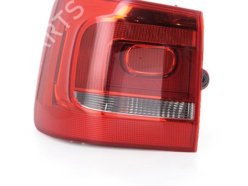 Left taillight VW TOURAN (1T3) 1.6 TDI | BP35798625C34 - Image 2
