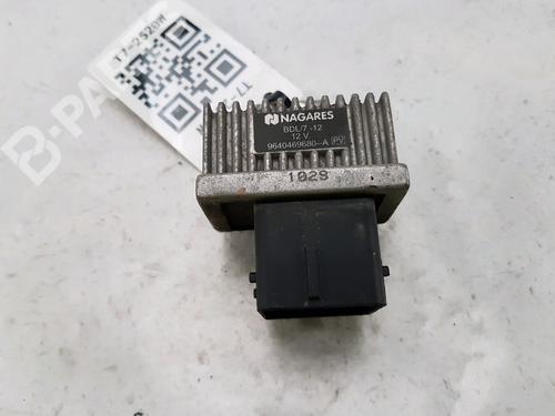 Used Electronic module Electronic module RENAULT SCÉNIC II (JM0/1_) 1.9 dCi (JM14) (131 hp) 10469386 10469386