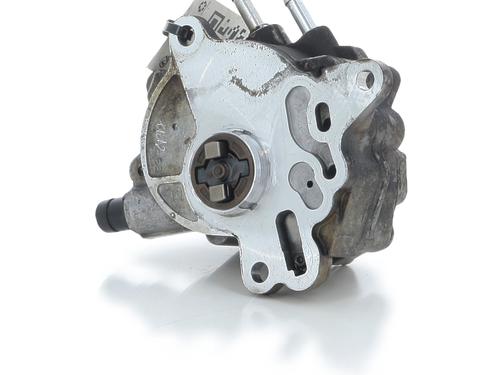 Used Vacuum pump AUDI A3 Sportback (8PA) 2.0 TDI quattro (170 hp) 32355685