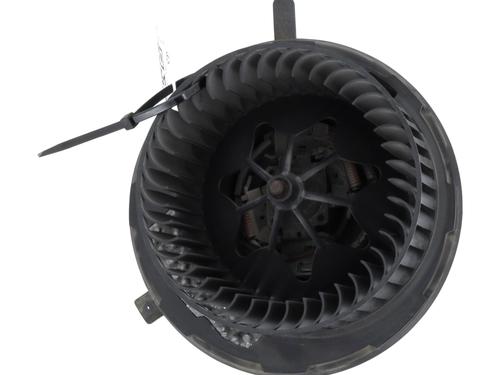 Heater blower motor VW GOLF PLUS V (5M1, 521) 2.0 TDI | BP22689277M62 