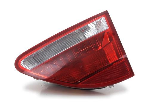 Feu de coffre droit SEAT EXEO (3R2) 2.0 TDI (143 hp) 30692988