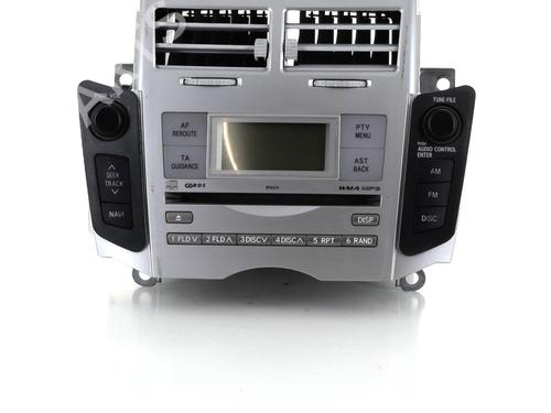 Used Radio TOYOTA YARIS (_P9_) 1.3 VVT-i (SCP90_, SCP90R) (87 hp) 30768786