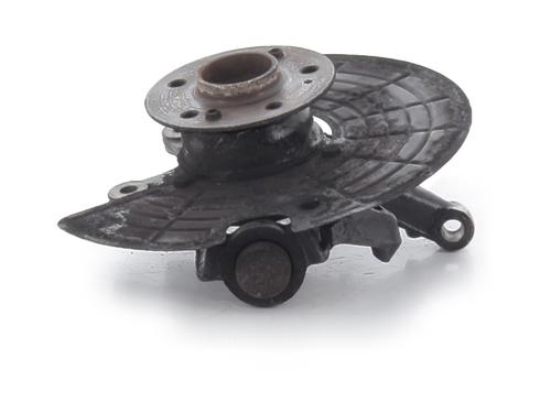 Used Left front steering knuckle Left front steering knuckle MERCEDES-BENZ M-CLASS (W163) ML 270 CDI (163.113) (163 hp) 33189547 33189547