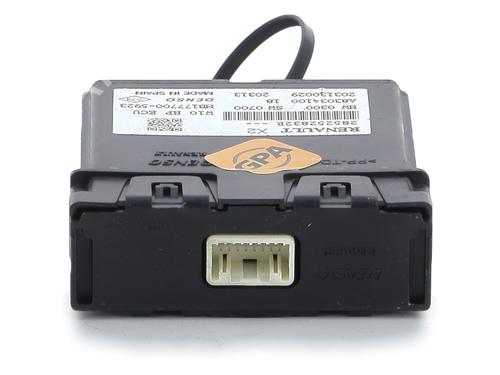 Used Electronic module RENAULT ZOE (BFM_) ZOE (88 hp) 27912369