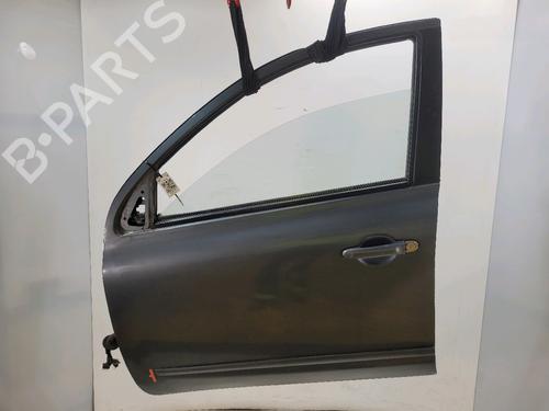 Used Left front door NISSAN MICRA IV (K13K, K13KK) 1.2 (80 hp) 32401484