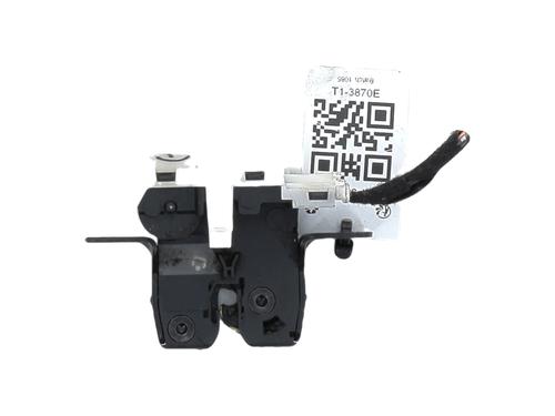 Used Tailgate lock RENAULT MODUS / GRAND MODUS (F/JP0_) 1.6 (JP03, JP0B, JP0U, JP0Y, JP1G) (112 hp) 29696147