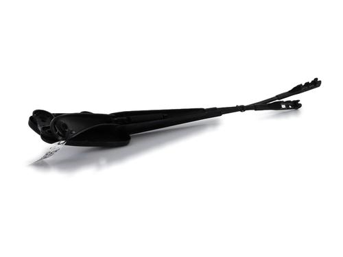 Used Front windshield wiper arm MERCEDES-BENZ CLA Coupe (C117) CLA 180 CDI / d (117.312) (109 hp) 29741521