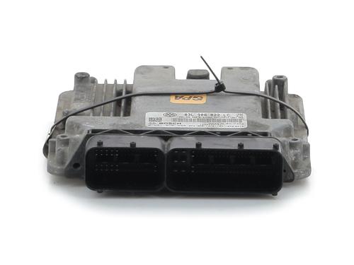 Steuergerät Motor für VW GOLF VI (5K1) 2.0 TDI (170 hp) 30334372