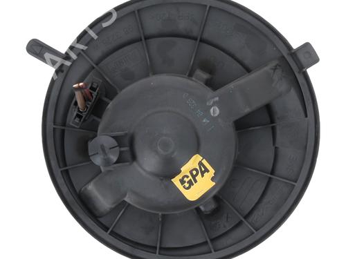 Used Heater blower motor VW GOLF V (1K1) 1.4 FSI (90 hp) 32180935