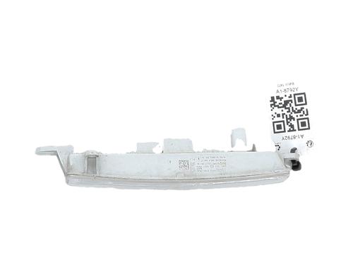 Used Left daytime light Left daytime light 36777292 36777292