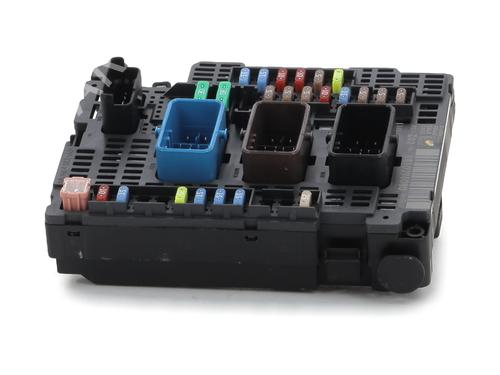 Used Fuse box PEUGEOT 308 II (LB_, LP_, LW_, LH_, L3_) 1.2 THP 130 (131 hp) 29217940