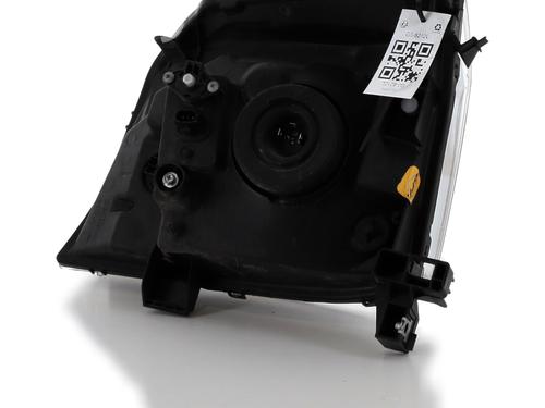 Right headlight NISSAN X-TRAIL I (T30) 2.5 4x4 | BP23945479C29 
