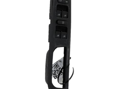 Venstre fortil elrude kontakt Venstre fortil elrude kontakt VW GOLF IV (1J1) 1.9 TDI (90 hp) 39764360 39764360