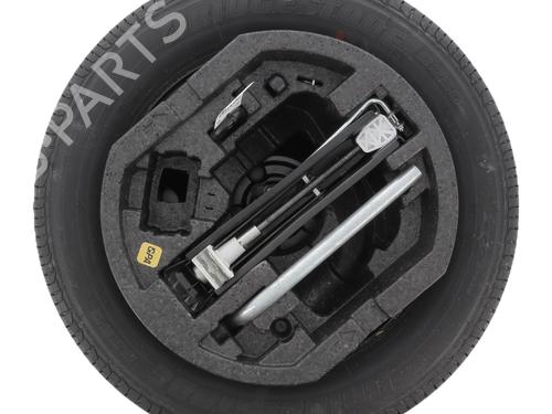 Used Jack Kit Jack Kit SKODA FABIA III Estate (NJ5) 1.2 TSI (90 hp) 36181408 36181408
