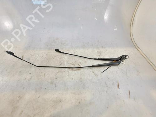 Used Front windshield wiper arm RENAULT ZOE (BFM_) ZOE (92 hp) 27903500