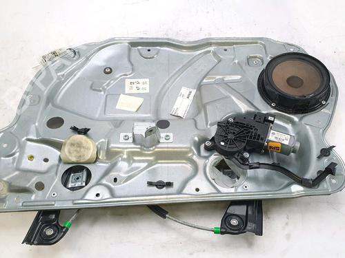 Rudehejsemekanisme Højre foran VW POLO IV (9N_, 9A_) 1.4 TDI (70 hp) 29232337