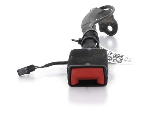 Used Seat buckle VW TOURAN (1T3) 2.0 TDI (170 hp) 32848353