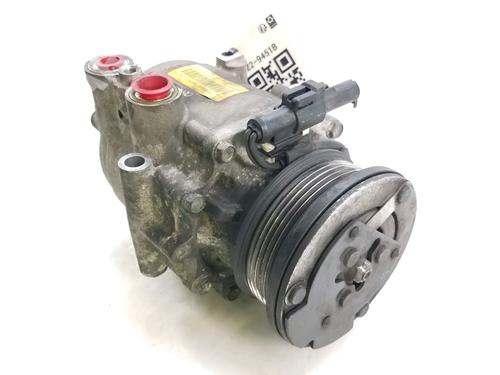 Used AC compressor AC compressor FORD FIESTA VI (CB1, CCN) 1.25 (82 hp) 10471897 10471897