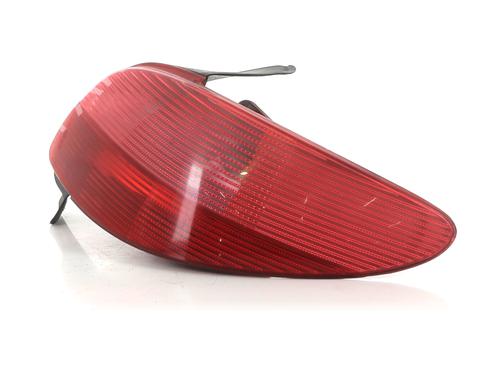 Høyre baklys PEUGEOT 206 Hatchback (2A/C) 1.6 i | BP29552831C35 