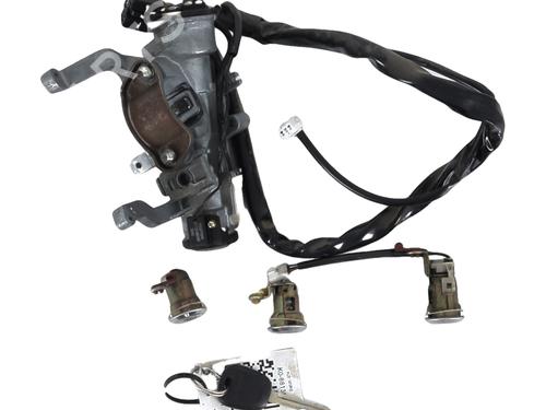 Used Ignition barrel SUZUKI GRAND VITARA I (FT, HT) 2.0 HDI 110 16V 4x4 (SQ420D, TD83V, JA420WD) (109 hp) 30502933