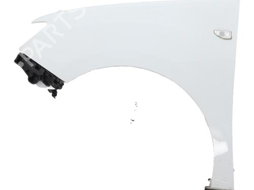 left-front-fenders-dacia-sandero-ii-2012-32152326 main image