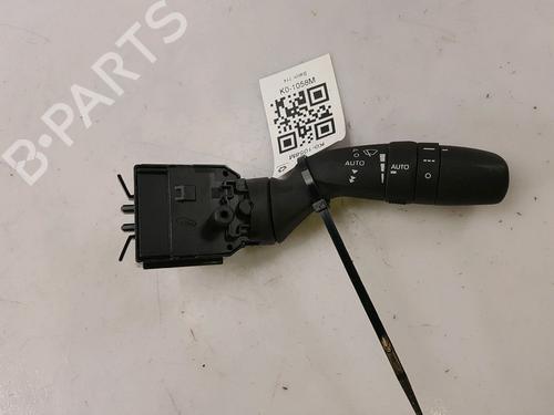 Switch TOYOTA YARIS CROSS (MXP_) 1.5 Hybrid (MXPJ10) (116 hp) 13674115