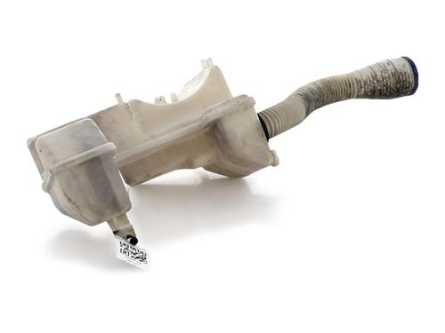 Used Windscreen washer tank Windscreen washer tank PEUGEOT 308 I (4A_, 4C_) 1.6 HDi (109 hp) 39704786 39704786