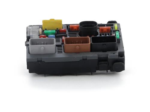 fuse-box-peugeot-expert-van-vf3a_-vf3u_-vf3x_-2007-37709523 main image