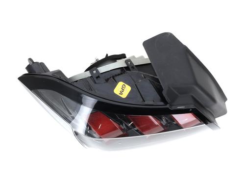 Used Left taillight PEUGEOT 208 II (UB_, UP_, UW_, UJ_) 1.2 PureTech 100 (101 hp) 29819492