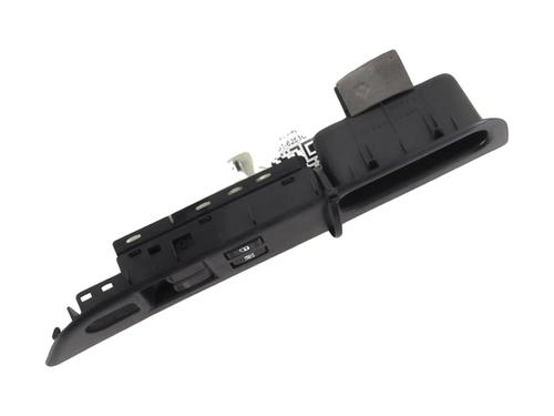 Pulsantiera anteriore sinistra SUZUKI SWIFT III (MZ, EZ) 1.3 (RS413, ZC11S) (92 hp) 31821900