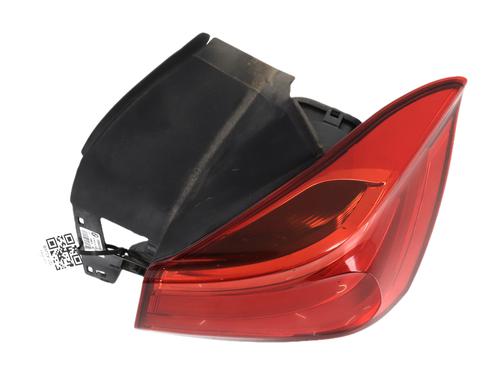 Used Right taillight Right taillight 39547434 39547434