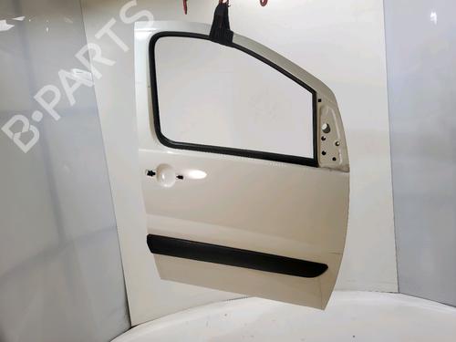 Used Right front door Right front door 37017105 37017105