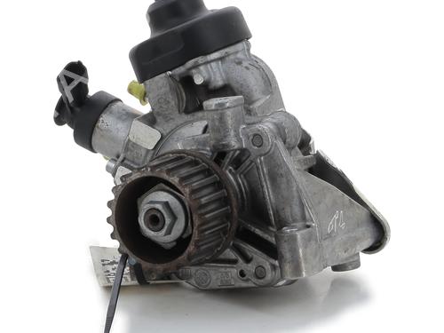 Used Injection pump RENAULT KANGOO Express (FW0/1_) [2008-2025]  27813181