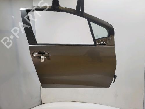 Used Right front door Right front door TOYOTA YARIS (_P21_, _PA1_, _PH1_) 1.0 (KSP211) (72 hp) 39736847 39736847