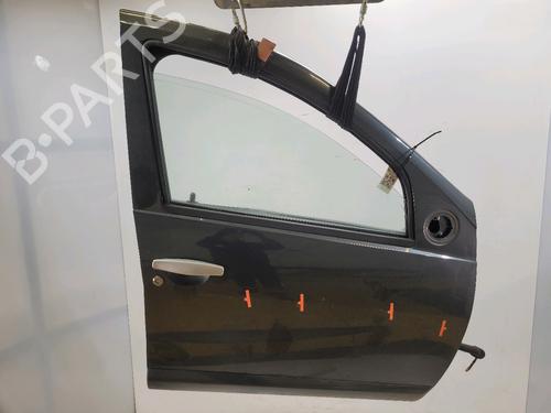 right-front-door-dacia-sandero-2008-32770410 main image