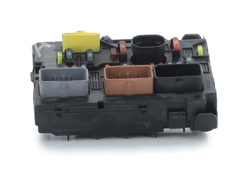 Sikringsdåse CITROËN C2 (JM_) 1.4 (73 hp) 31699671