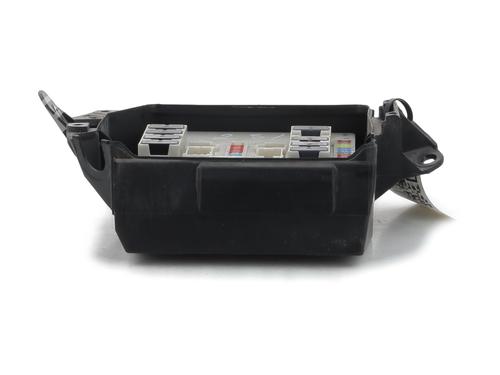 Sikringsdåse RENAULT CLIO III (BR0/1, CR0/1) 1.6 16V (BR05, BR0B, BR0Y, BR15, BR1J, BR1M, BR1Y, CR0B,... (112 hp) 29740844