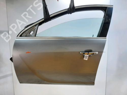 Used Left front door OPEL INSIGNIA A Sports Tourer (G09) 2.0 CDTI (35) (160 hp) 17557079