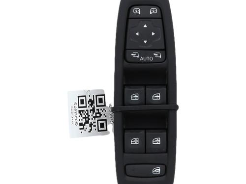 left-front-window-switch-renault-megane-iv-hatchback-b9amn_-2015-37599839 main image