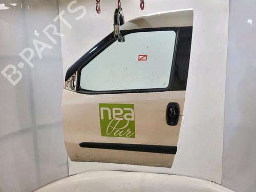 Used Left front door FIAT DOBLO Cargo (263_) 1.6 D Multijet (263WXD1B, 263WXR1B, 263WXX1B, 263ZXD1B,... (105 hp) 29047997