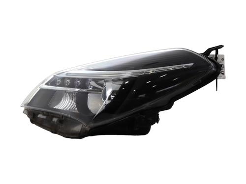 Used Left headlight TOYOTA YARIS (_P13_) 1.3 (NSP130_, NSP130) (99 hp) 30165228