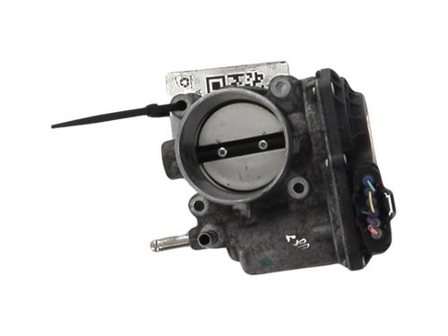 Used Throttle body TOYOTA AURIS Estate (_E18_) 1.8 Hybrid (ZWE186_, ZWE186R, ZWE186H) (136 hp) 30118129