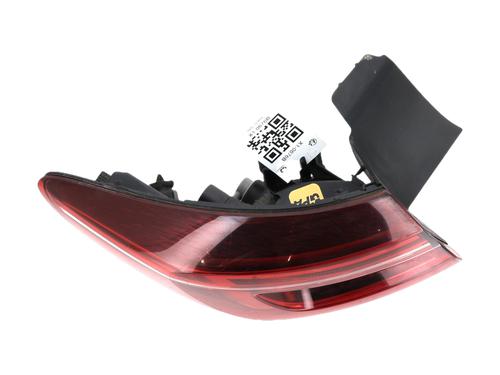 Venstre Baklys Venstre Baklys RENAULT CLIO V (B7_) 1.5 Blue dCi 85 (B7AG) (86 hp) 34337550 34337550