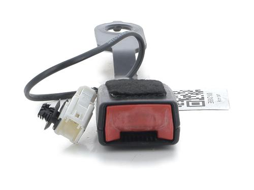 Używane Klamra pasa bezpieczeństwa CITROËN C3 II (SC_) 1.2 VTi 82 (82 hp) 28333015