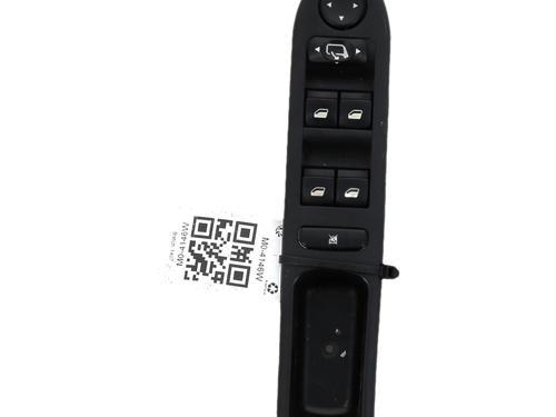 Used Left front window switch Left front window switch PEUGEOT 307 CC (3B) 2.0 HDi 135 (136 hp) 36373666 36373666
