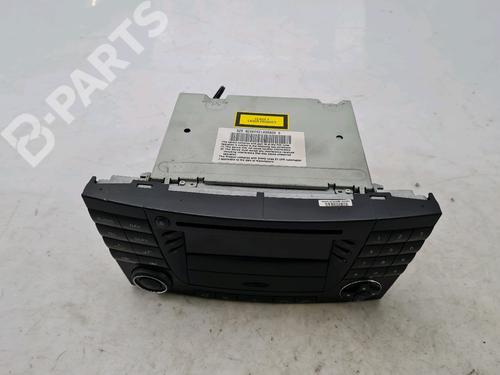 Used Radio MERCEDES-BENZ E-CLASS (W211) E 220 CDI (211.006) (150 hp) 11997485