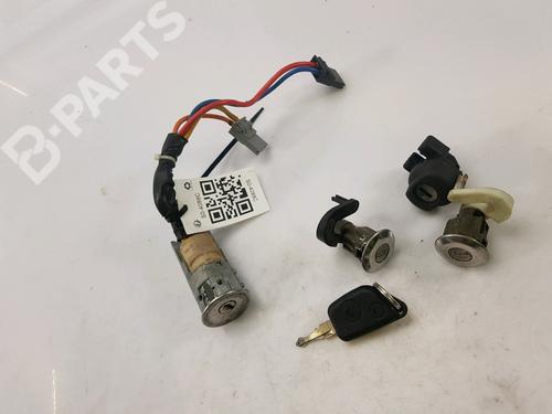Used Ignition barrel Ignition barrel PEUGEOT 306 Hatchback (7A, 7C, N3, N5) [1993-2003] 11185993 11185993