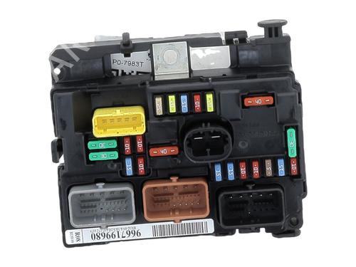 Fuse box CITROËN C3 II (SC_) 1.2 VTi 82 | BP31937952E1