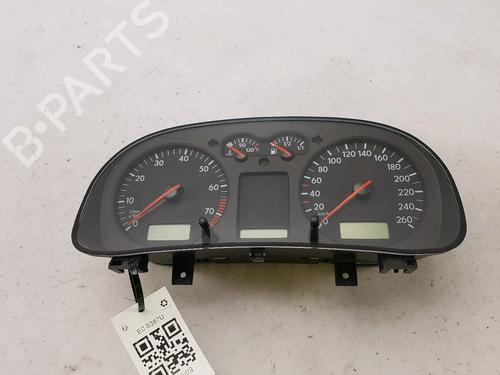 Kombiinstrument VW GOLF IV (1J1) 1.6 (100 hp) 13889855